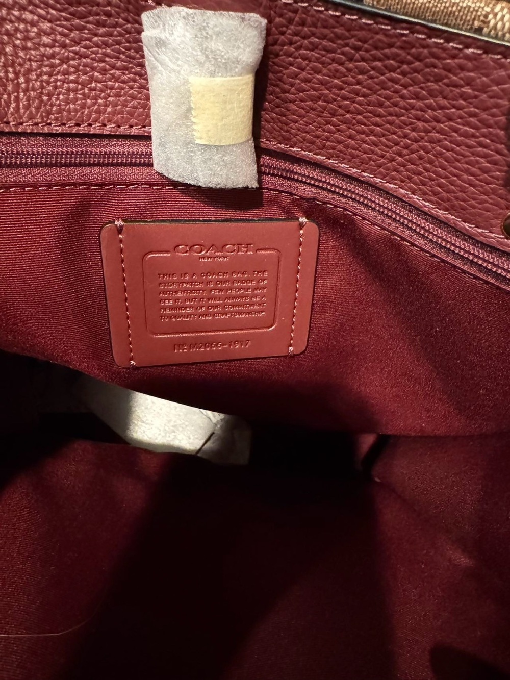 NWT！2PCS COACH DEMPSEY TOTE IN SIGNATURE JACQUARD WITH STRIPE （1917）AND WALLET - Picture 4 of 14